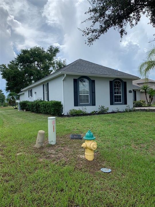 For Sale: $379,000 (3 beds, 2 baths, 2386 Square Feet)