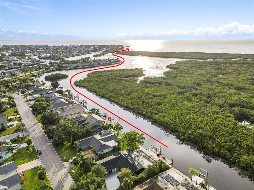 Под контрактом: $789,900 (3 спален, 2 ванн, 2084 Квадратных фут)