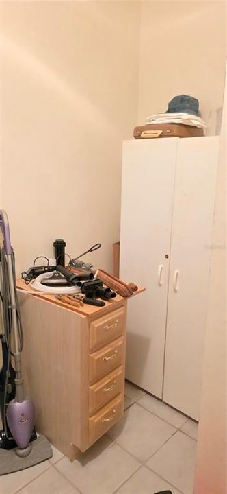 For Sale: $595,000 (3 beds, 2 baths, 3208 Square Feet)