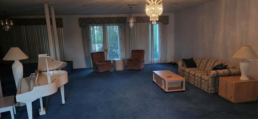 For Sale: $595,000 (3 beds, 2 baths, 3208 Square Feet)