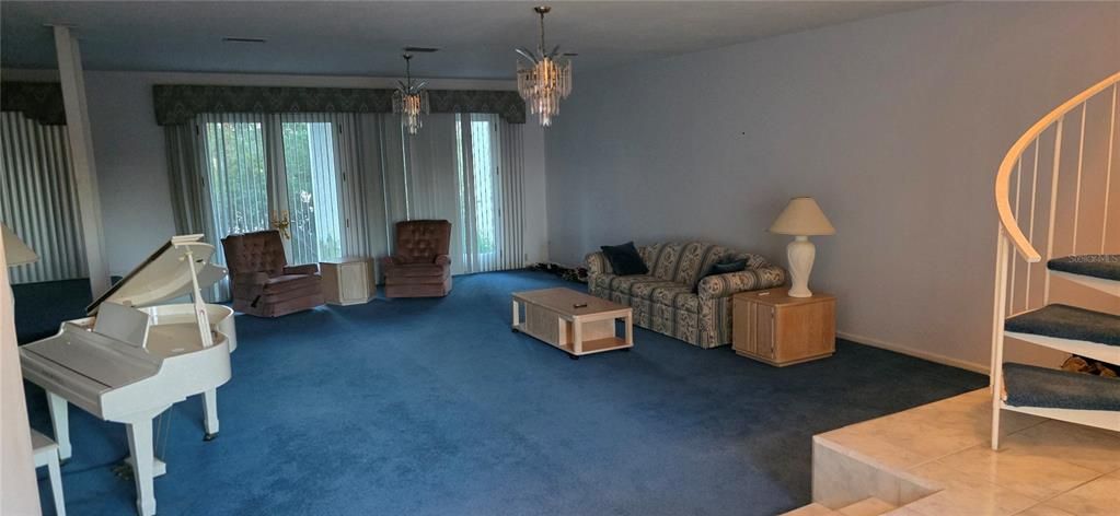 For Sale: $595,000 (3 beds, 2 baths, 3208 Square Feet)