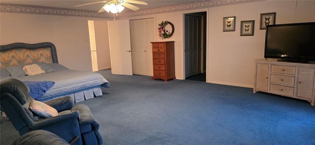 For Sale: $595,000 (3 beds, 2 baths, 3208 Square Feet)