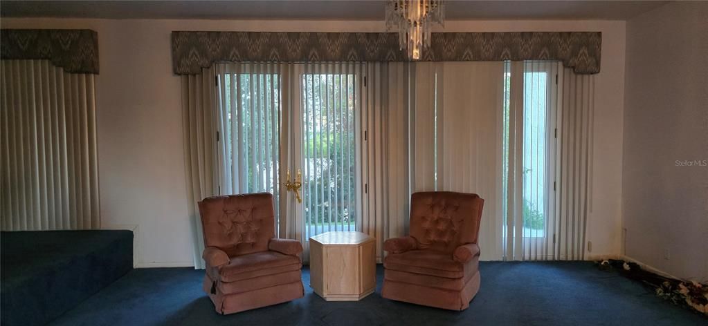 For Sale: $595,000 (3 beds, 2 baths, 3208 Square Feet)