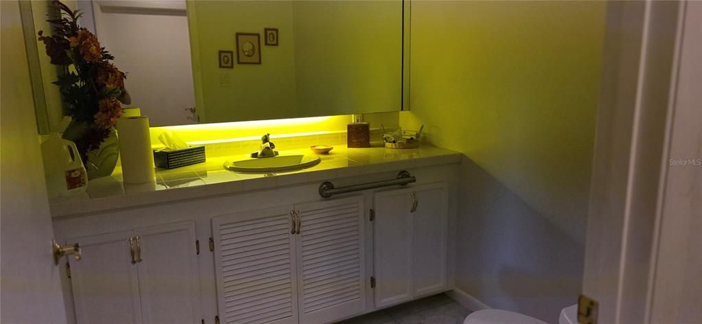 For Sale: $595,000 (3 beds, 2 baths, 3208 Square Feet)