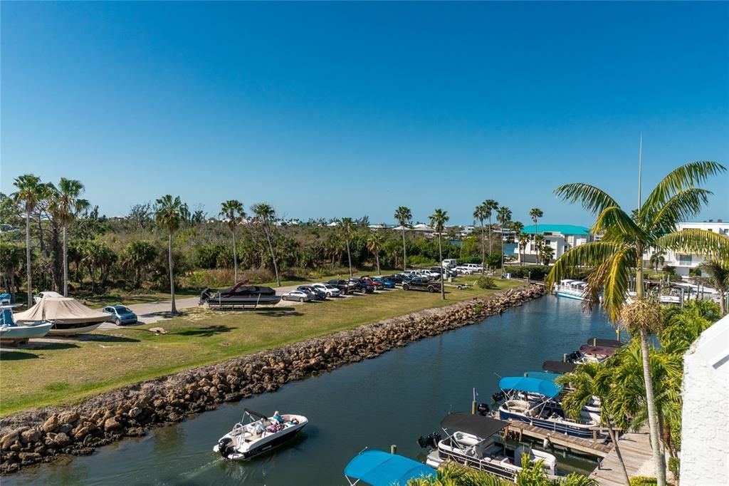 出租: $3,500 (3 贝兹, 3 浴室, 1735 平方英尺)