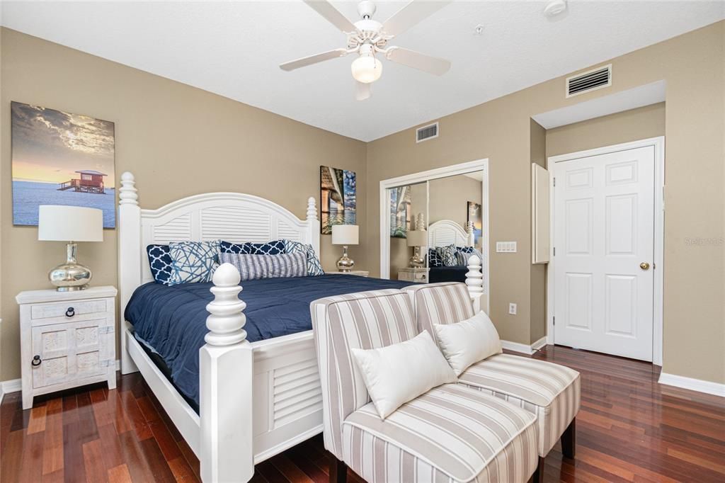 出租: $3,500 (3 贝兹, 3 浴室, 1735 平方英尺)