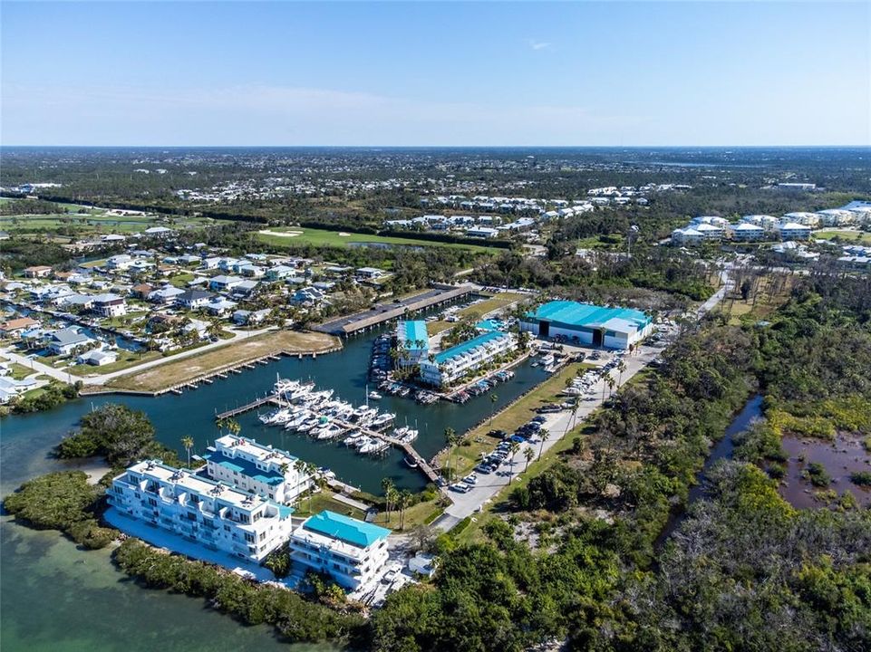 出租: $3,500 (3 贝兹, 3 浴室, 1735 平方英尺)