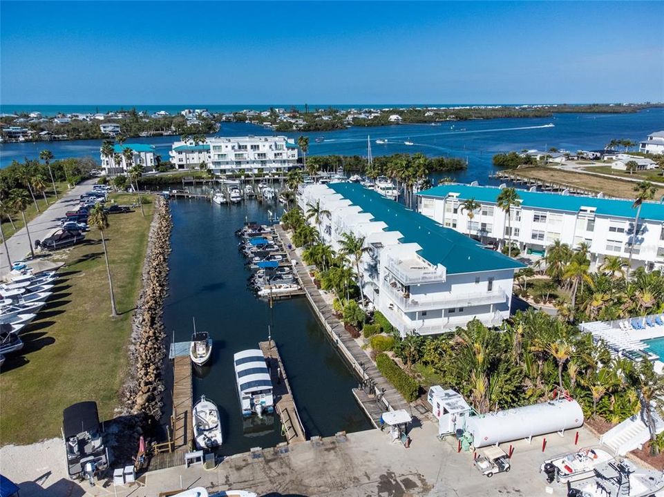 出租: $3,500 (3 贝兹, 3 浴室, 1735 平方英尺)