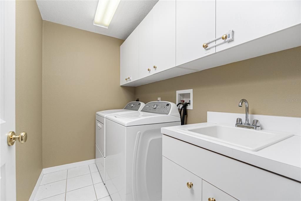 出租: $3,500 (3 贝兹, 3 浴室, 1735 平方英尺)