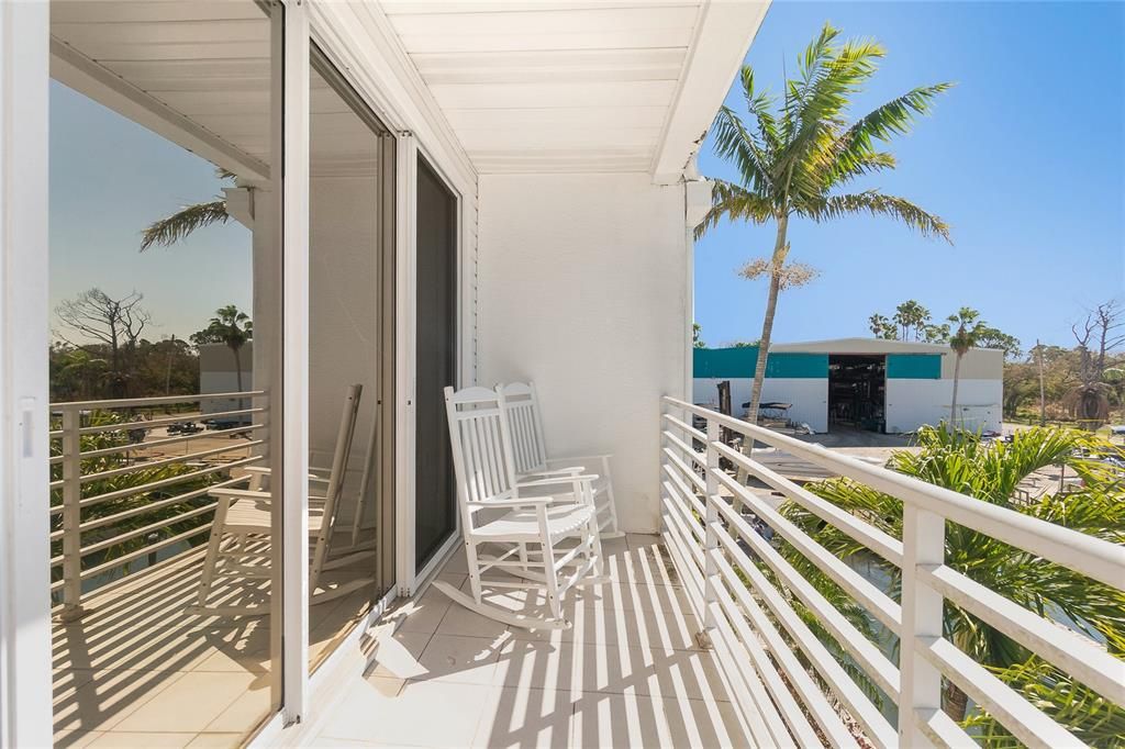 出租: $3,500 (3 贝兹, 3 浴室, 1735 平方英尺)