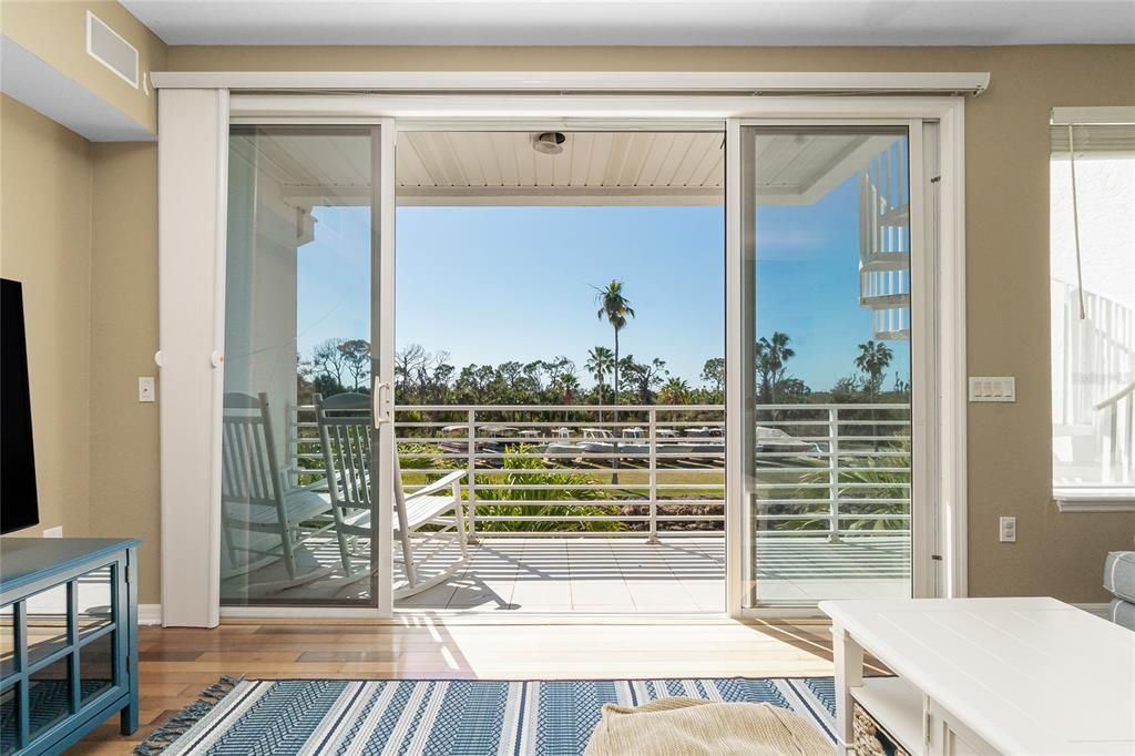 出租: $3,500 (3 贝兹, 3 浴室, 1735 平方英尺)