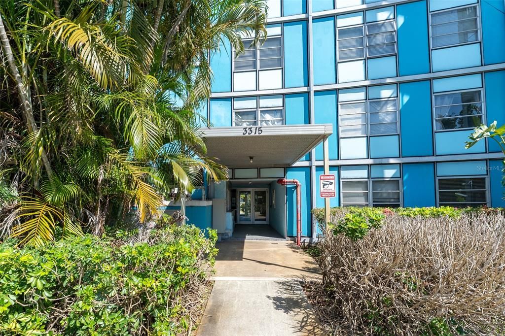 待售: $100,000 (1 贝兹, 1 浴室, 708 平方英尺)