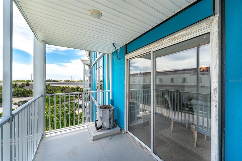 待售: $100,000 (1 贝兹, 1 浴室, 708 平方英尺)