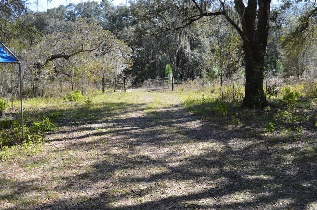 На продажу: $465,000 (20.00 acres)