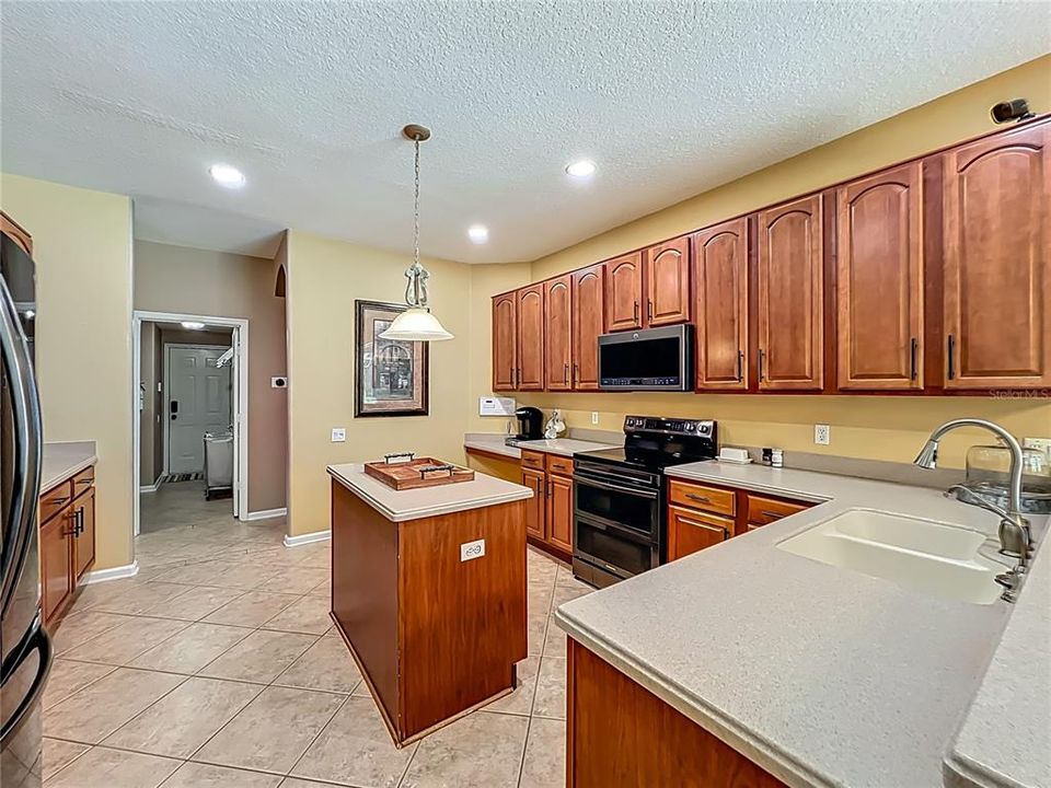 For Sale: $695,000 (4 beds, 3 baths, 3180 Square Feet)