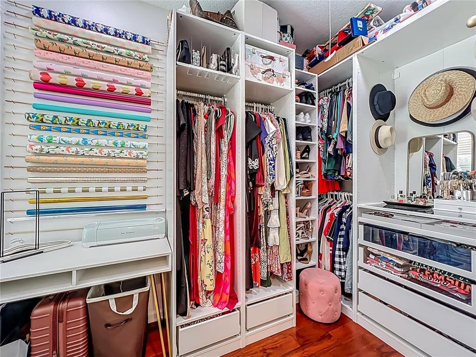 For Sale: $695,000 (4 beds, 3 baths, 3180 Square Feet)