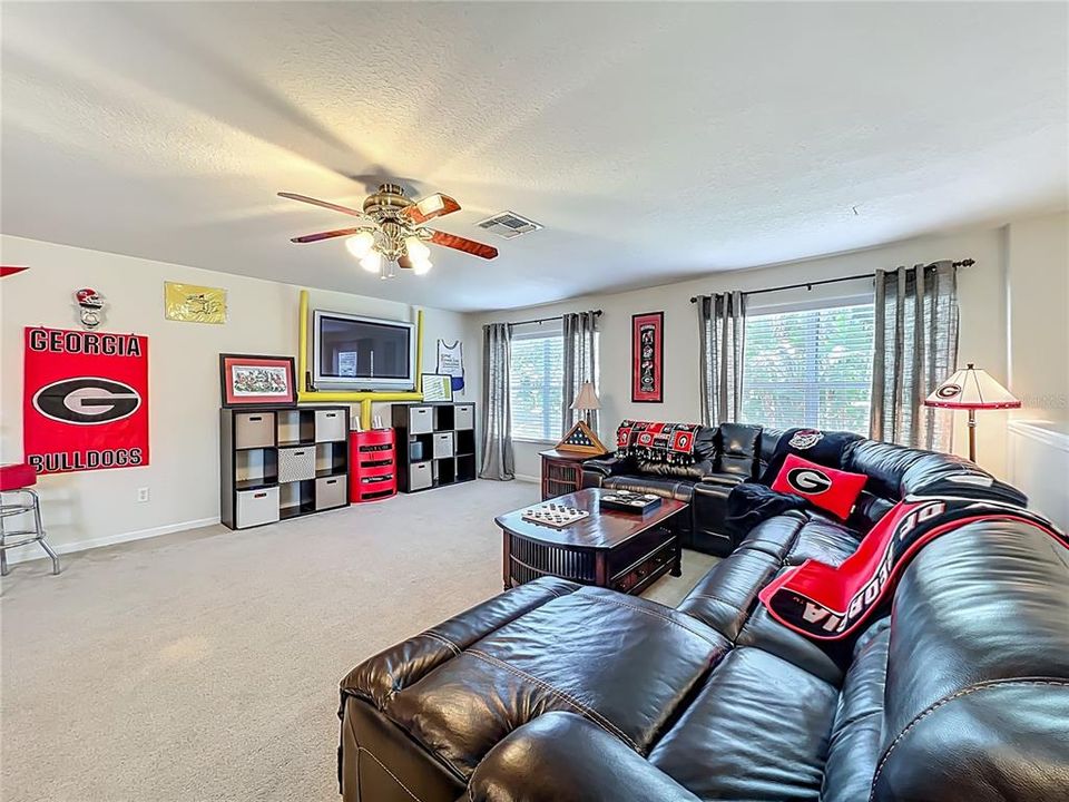 For Sale: $695,000 (4 beds, 3 baths, 3180 Square Feet)