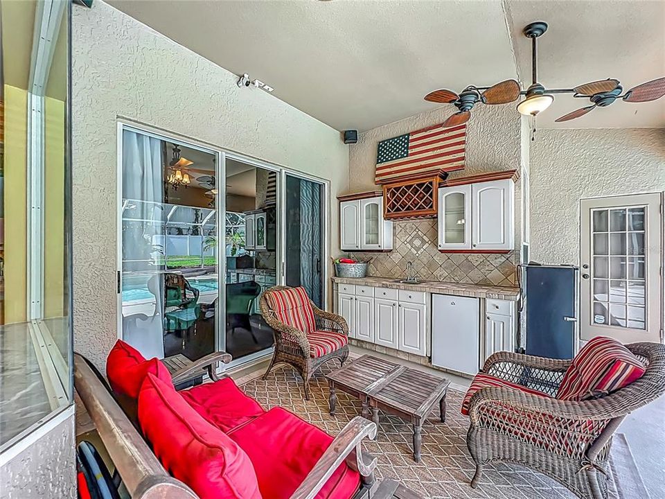 For Sale: $695,000 (4 beds, 3 baths, 3180 Square Feet)