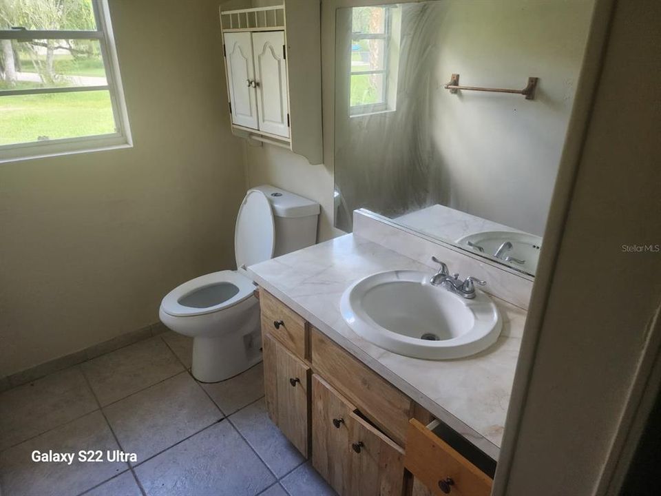 For Rent: $1,250 (1 beds, 1 baths, 780 Square Feet)