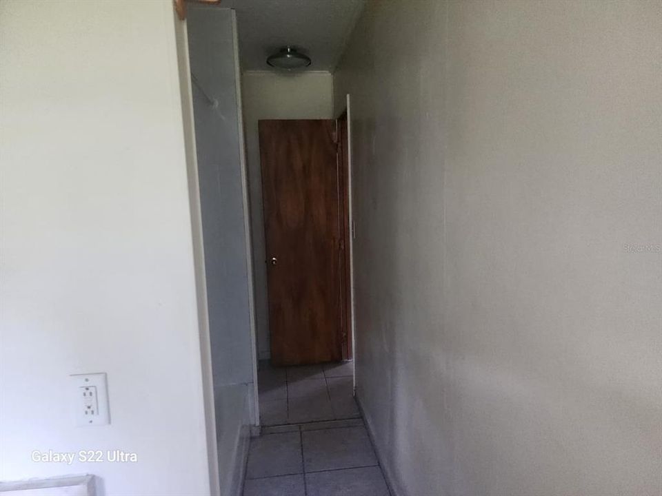For Rent: $1,250 (1 beds, 1 baths, 780 Square Feet)