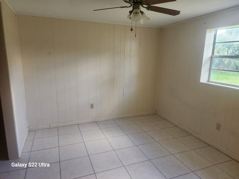 For Rent: $1,350 (2 beds, 1 baths, 900 Square Feet)