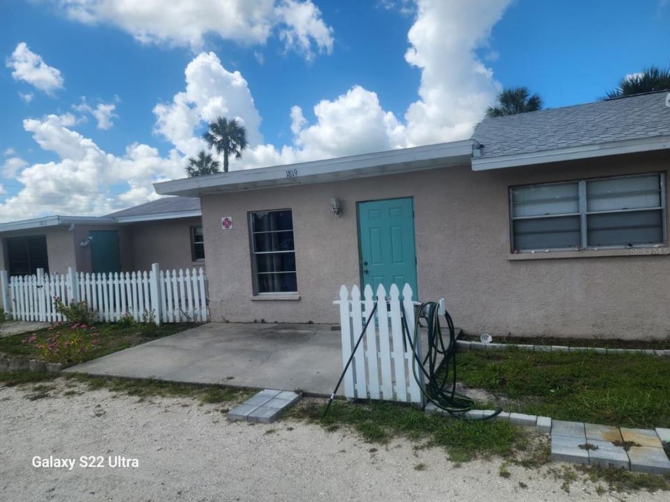 For Rent: $1,350 (2 beds, 1 baths, 900 Square Feet)