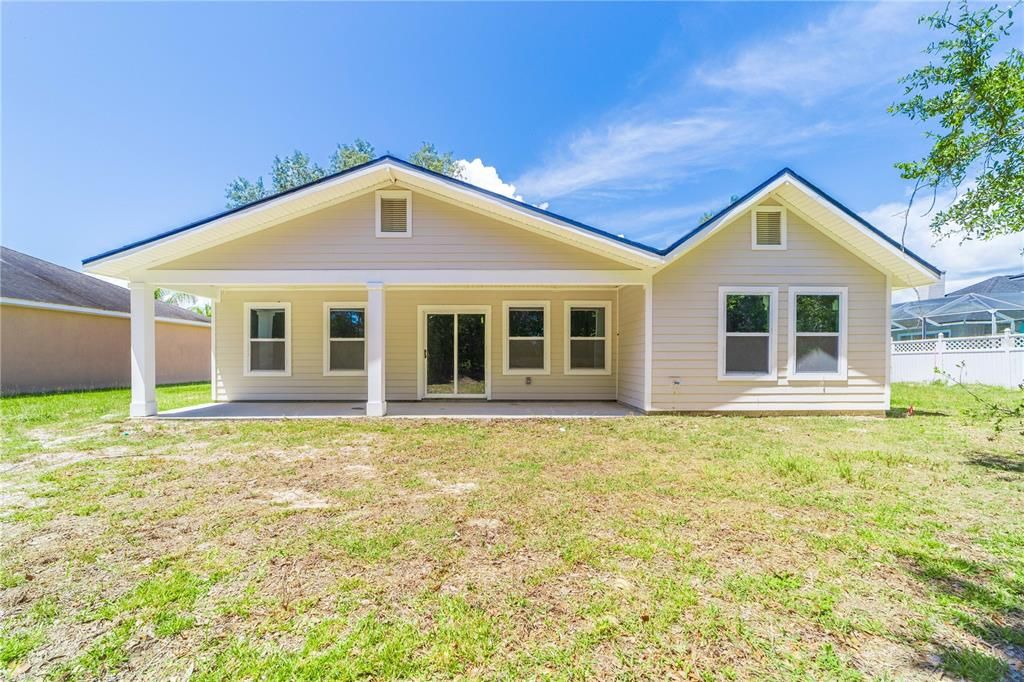 For Sale: $449,000 (4 beds, 2 baths, 2069 Square Feet)