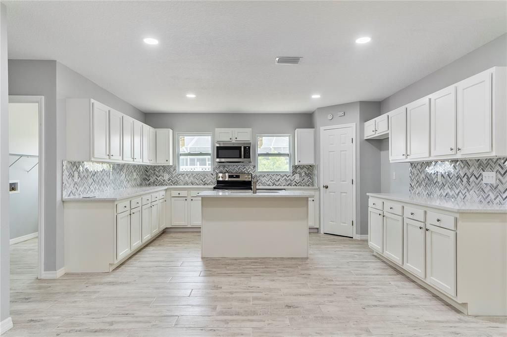 For Sale: $449,000 (4 beds, 2 baths, 2069 Square Feet)