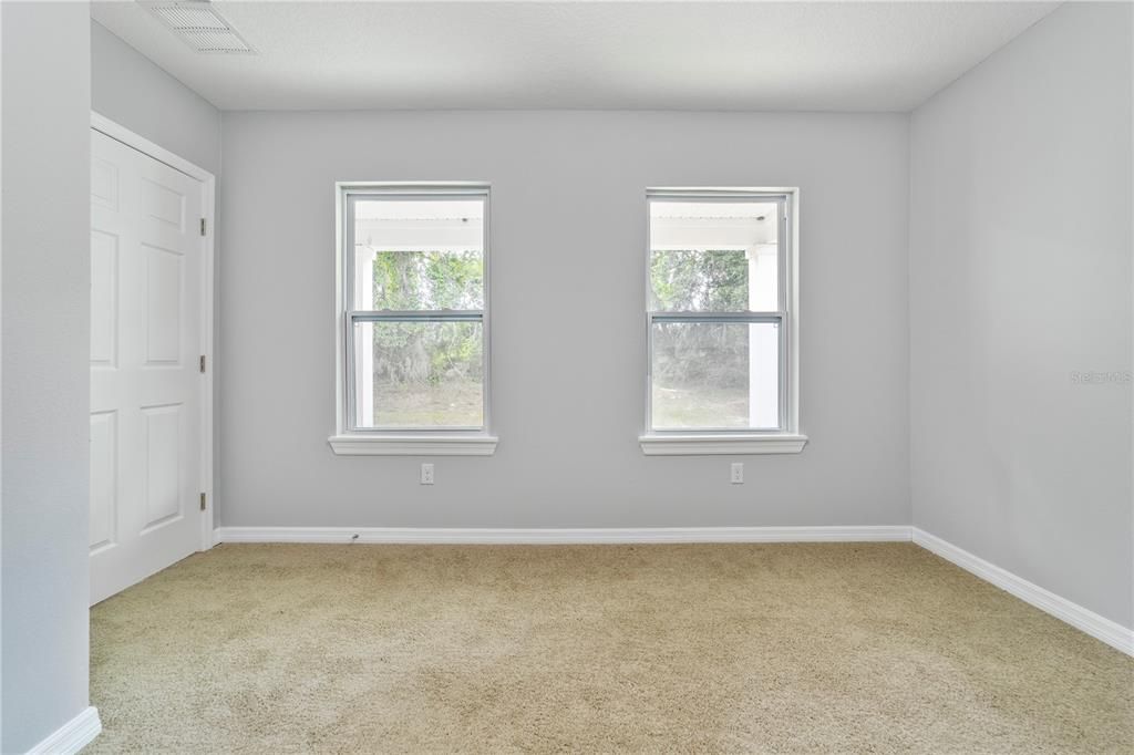 For Sale: $449,000 (4 beds, 2 baths, 2069 Square Feet)