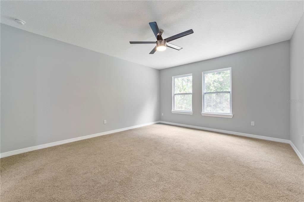 For Sale: $449,000 (4 beds, 2 baths, 2069 Square Feet)