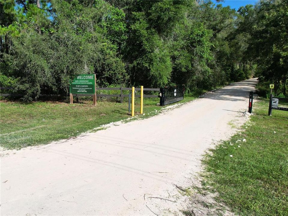 合同活跃: $129,400 (4.09 acres)