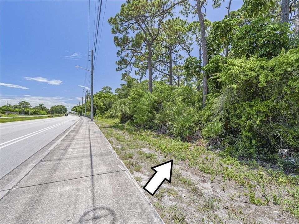 For Sale: $675,000 (3.93 acres)