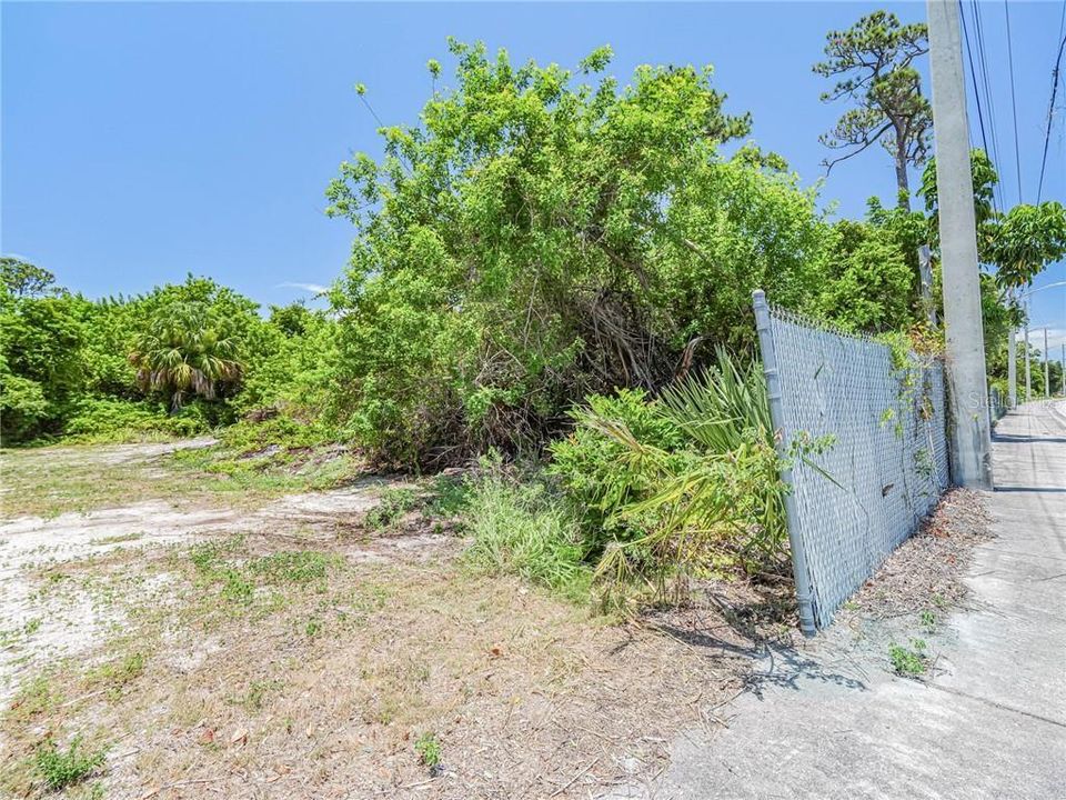 For Sale: $675,000 (3.93 acres)