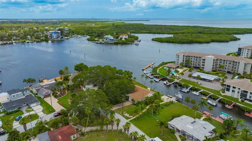 For Sale: $639,900 (3 beds, 2 baths, 2006 Square Feet)