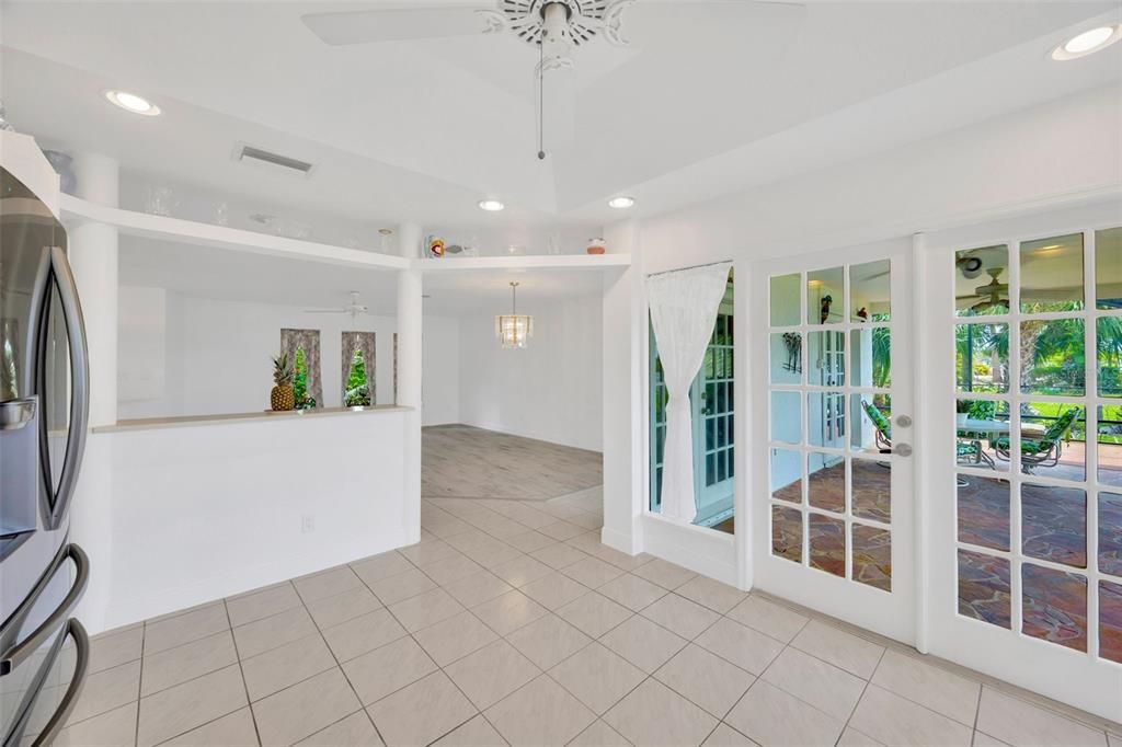 For Sale: $639,900 (3 beds, 2 baths, 2006 Square Feet)