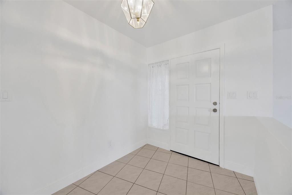 For Sale: $639,900 (3 beds, 2 baths, 2006 Square Feet)