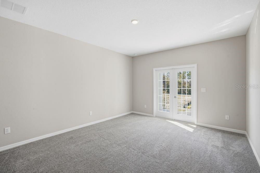 For Sale: $651,999 (5 beds, 4 baths, 3422 Square Feet)