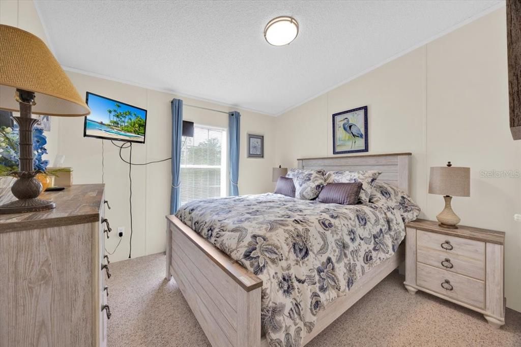 待售: $307,000 (3 贝兹, 2 浴室, 1296 平方英尺)