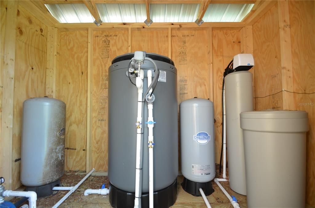 待售: $585,000 (2 贝兹, 1 浴室, 660 平方英尺)