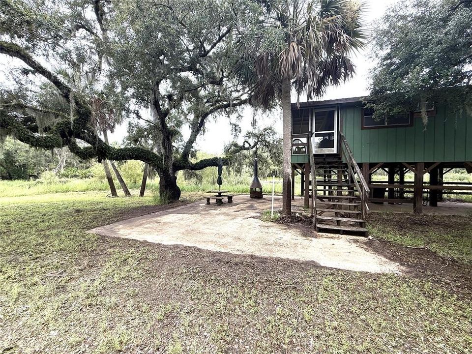 待售: $585,000 (2 贝兹, 1 浴室, 660 平方英尺)