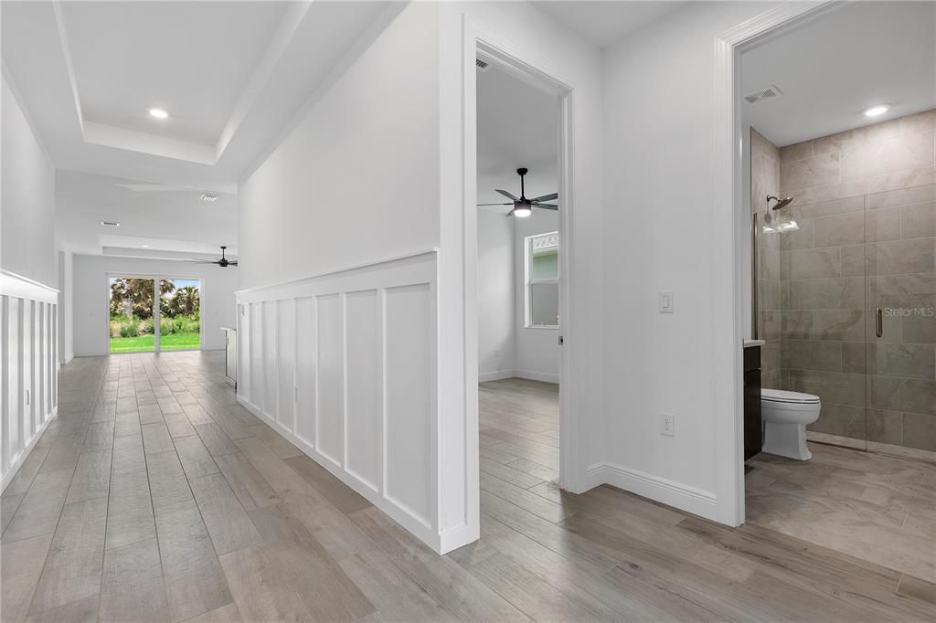 Active With Contract: $469,900 (3 beds, 2 baths, 2263 Square Feet)