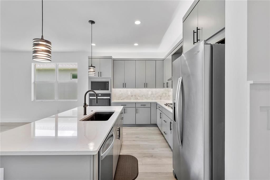 Active With Contract: $469,900 (3 beds, 2 baths, 2263 Square Feet)