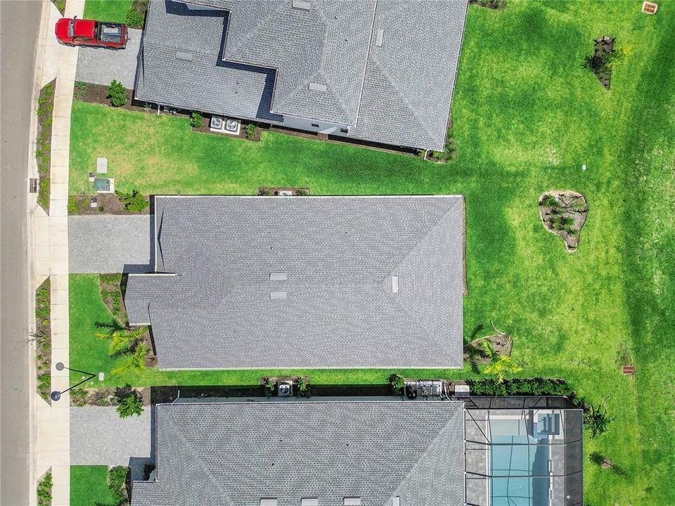 Active With Contract: $469,900 (3 beds, 2 baths, 2263 Square Feet)