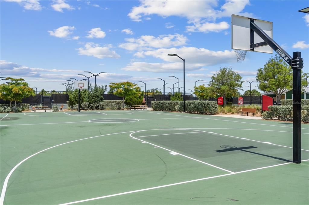 Active With Contract: $469,900 (3 beds, 2 baths, 2263 Square Feet)