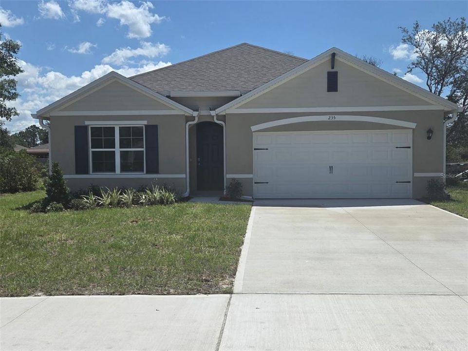 Vendido Recientemente: $365,990 (4 camas, 2 baños, 1828 Pies cuadrados)