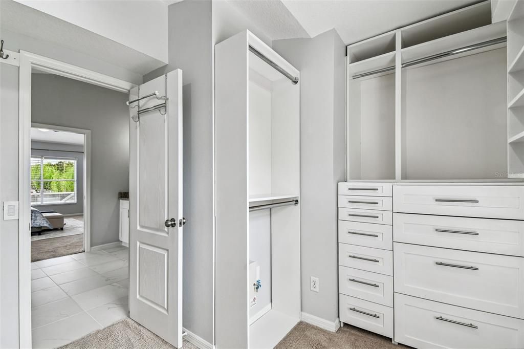 Active With Contract: $695,000 (4 beds, 2 baths, 2377 Square Feet)