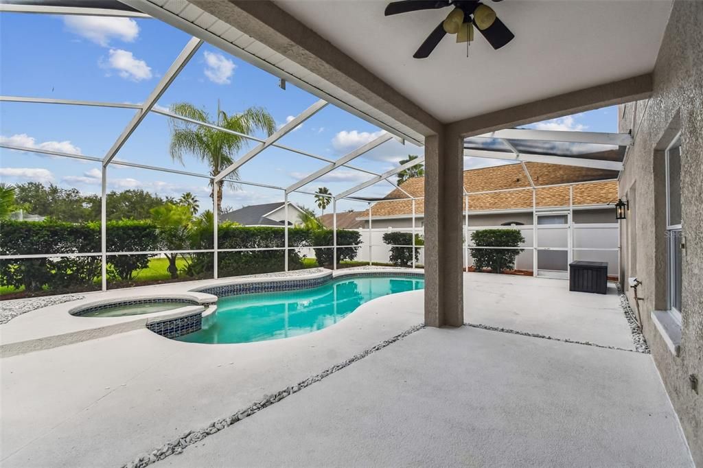 Active With Contract: $695,000 (4 beds, 2 baths, 2377 Square Feet)