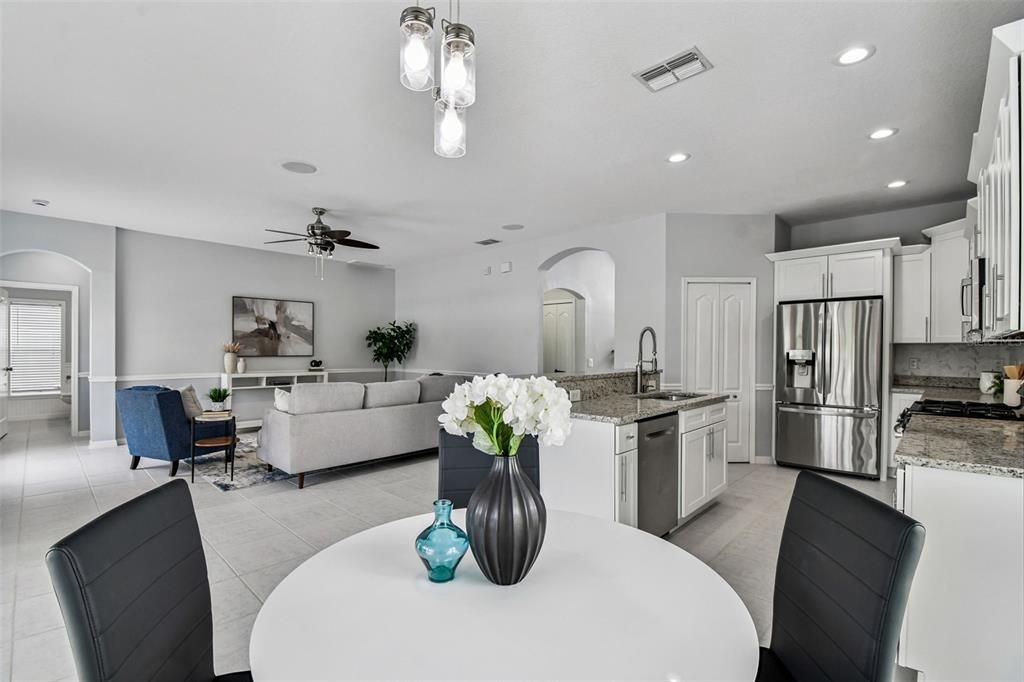 Active With Contract: $695,000 (4 beds, 2 baths, 2377 Square Feet)