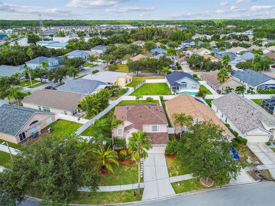 Active With Contract: $695,000 (4 beds, 2 baths, 2377 Square Feet)