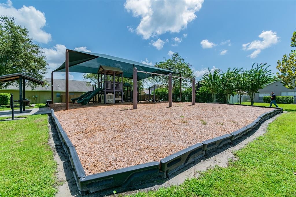 Active With Contract: $695,000 (4 beds, 2 baths, 2377 Square Feet)